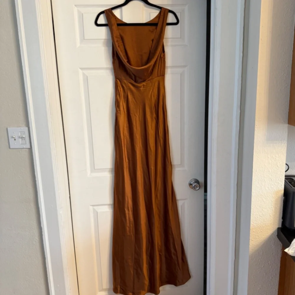 NEW! Six Stories Satin Formal Dress - Picture 4 of 6